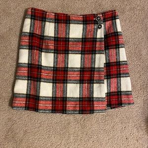 Plaid skirt!